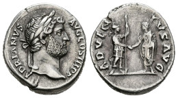 ADRIANO. Denario. (Ar. 3,57g/18mm). 134-138 D.C. Roma. (RIC 226). EBC. Espectac - La Dinastía Antonina (96 / 192)