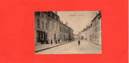 88 REMIREMONT - " Grande Rue " ; Edit: ? - ( Cliché Peu Courant ? ) - - Remiremont