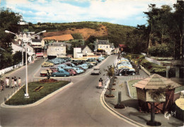 Pléneuf Val André * Place De L'amirauté * Parking - Pléneuf-Val-André