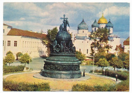 CPSM / CPM 10.5 X 15 Russie (26)  NOVGOROD Monument En Commémoration Du Millénaire De La Russie - Russie