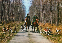 Animaux - Chevaux - Chasse à Courre - Chiens - Départ De La Meute - CPM - Voir Scans Recto-Verso - Chevaux