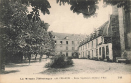 Felletin * Intérieur De L'école Supérieure De Jeunes Filles * Groupe Scolaire - Felletin