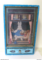 LADE 315 - Boîte De Musique à Système - Littlr Griey Rabbit - Muziekdoos Met Illustratie Van Dansende Konijn 13x21x7 Cm - Jouets Anciens