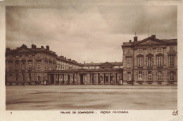 FRANCE - Palais De Compiègne - Façade Principale - Vue Générale - Face à L'entrée - Carte Postale Ancienne - Compiegne
