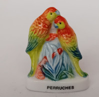 FEVE - FEVES -  "ANIMAUX" - COUPLE DE PERRUCHES - Animals