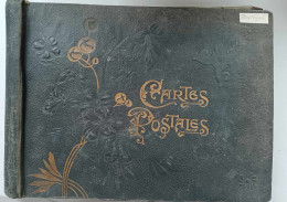 Album Pour Cartes Postales Anciennes - Couverture Imitation Cuir Décoration Fleurs Et Dorures En Relief - Dim:38/29/5cm - Albums, Binders & Pages