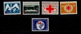 Pass-Bas - 1957 - 90eme Anniversaire Dela Croix-Rouge Nationale - Neufs* - MLH - Ungebraucht