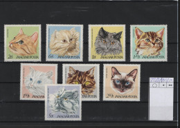 Ungarn Michel Cat.No.  Mnh/** 2387/2394 Cats - Nuevos