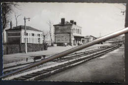 78 - Les Clayes Sous Bois - CPSM - Gare De Villepreux Les Clayes - Cliché S.P.S - TBE - - Les Clayes Sous Bois