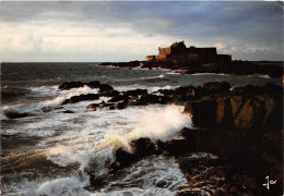 SAINT MALO Maree Haute Devant Le Fort National 18(scan Recto-verso) MA954 - Saint Malo