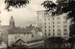 Nogent Sur Seine - Les Moulins Et La Tour Saint Laurent - Nogent-sur-Seine