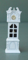 Grandfather Clock,white Colored. Made In Hong Kong. Temperamatite, Pencil-sharpener, Taille Crayon, Anspitzer. - Altri & Non Classificati