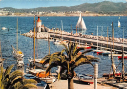 SANARY SUR MER La Jetee Au Fond SIX FOURS 3(scan Recto-verso) MA1127 - Sanary-sur-Mer