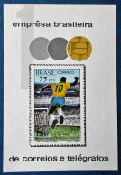 Vends Le Bloc N°24 "Pelé" De 1969 Neuf** - Unused Stamps
