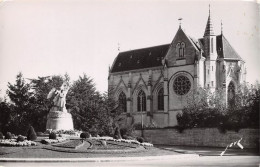 PAU Chapelle Des Reparatrices Et Statue Du Marechal Foch 5(scan Recto-verso) MA1245 - Pau