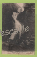 63 PUY DE DOME - CP CASCADE DE LA CONCHE PRES VIC - SANS NOM D'EDITEUR - CIRCULEE EN 1903 - Vic Le Comte