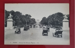 Carta Postale Non Circulée - FRANCE - PARIS - AVENUE DE CHAMPS-ÉÑYSÉES - Champs-Elysées