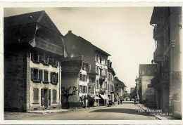 VD - PAYERNE Rue D'Yverdon - CHARCUTERIE, VIEILLE VOITURE - Perrochet-Matile Lausanne No 2394 - 27.07.1944) - Payerne