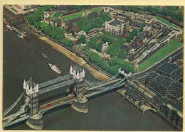 Angleterre : LONDRES – La Tour De Londres / Vue Aérienne (voir Scan Recto/verso) - Tower Of London