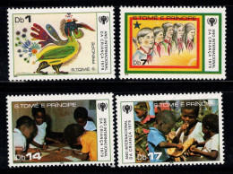 Sao Tomé-et-Principe 1979 Mi. 579-582 Neuf ** 100% Enfants, Enfance - Sao Tome Et Principe