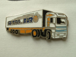 Pin's CAMION  - TRANSPORTS SOSTRA BUR - EMAIL - Transportes