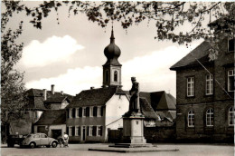 Gernsheim Am Rhein, Schöfferplatz - Gross-Gerau