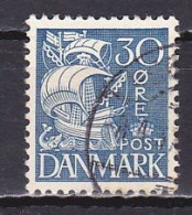 Denmark, 1934, Caraval/Hatched Background, 30ø/Blue, USED - Usati