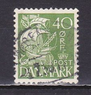 Denmark, 1933, Caraval/Hatched Background, 40ø, USED - Gebraucht