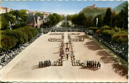 CPSM - LOURDES - CHEMIN DE CROIX DES MALADES - Lourdes