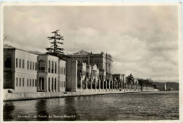 Istanbul - Le Palais De Dolma Bagtche - Turquia