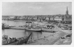 St Malo * Les Bassins Et La Ville * Bateau Voilier 3 Mâts - Saint Malo