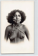 PAPUA NEW GUINEA - Nude Girl With Face Painted - REAL PHOTO - Publ. A. & K. Gibson. - Papua-Neuguinea