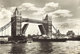 *CPSM - ROYAUME-UNI - ANGLETERRE - LONDRES - Tower Bridge - Tower Of London