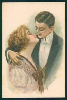 Artist Signed San Marco Kiss Romantic Couple Serie 2023 Cartolina XP9874 - Autres & Non Classés