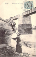 France - Dieppe - Nettoyage D'un Bateau - Animé - Oblitéré1905 - Carte Postale Ancienne - Dieppe
