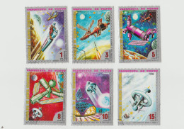 Guinée Equatoriale - Lot De 18 Timbres L'espace - Soyouz, Apollo 15, Conquête De Venus - Equatorial Guinea