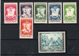 CAMBODGE  SERIE NEUVE MNH** ET PA NEUF AVEC CHARNIERE   COTE 275 EUROS - Cambodge