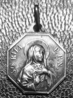 Pendentif Médaille Religieuse Argent 800 Années 30 "Sainte Rita De Vendeville" Religious Medal - Religión & Esoterismo
