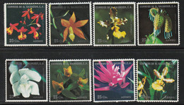 SALVADOR - PA N°351/8 ** (1976) Orchidées - Salvador