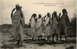 Somali - Musulman En Priere - Non Classificati