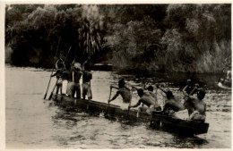 Native Canoe On The Zambezi River Victoria Falls - Zimbabwe