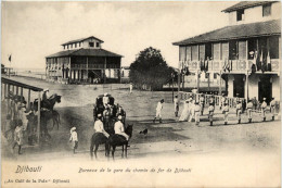 Djibouti - Bureaux De La Gare Du Chemin De Fer - Gibuti