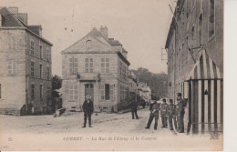 23 - GUERET - LA RUE DE L'ETANG ET LA CASERNE - Guéret