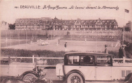 DEAUVILLE LES TENNIS DEVANT LE NORMANDY - Deauville