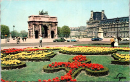 17-4-2024 (2 Z 16)  France (posred 1958) Arc De Triomphe Du Carrousel (Paris) - Denkmäler