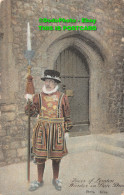 R383807 Tower Of London. Warder In State Dress. Shurey. This Beautiful Series Of - Autres & Non Classés