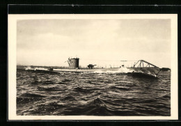 AK U-Boot Der Kriegsmarine Sticht In See  - Guerre