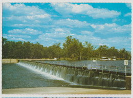 Australia VICTORIA Weir Dam Paddle Boat MILDURA Nucolorvue MD98 Postcard C1970s - Mildura