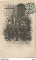 CPA BRIGADE SAPEURS POMPIERS DE PARIS Sapeur Pompier 1906 Le DRAPEAU BSPP - Sapeurs-Pompiers