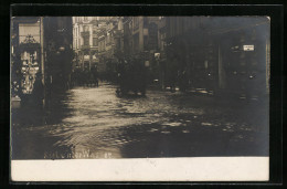 Foto-AK Kiel, Strasse Unter Wasser Am 31. Dezember 1904, Hochwasser  - Inundaciones